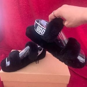 Ugg slippers never worn